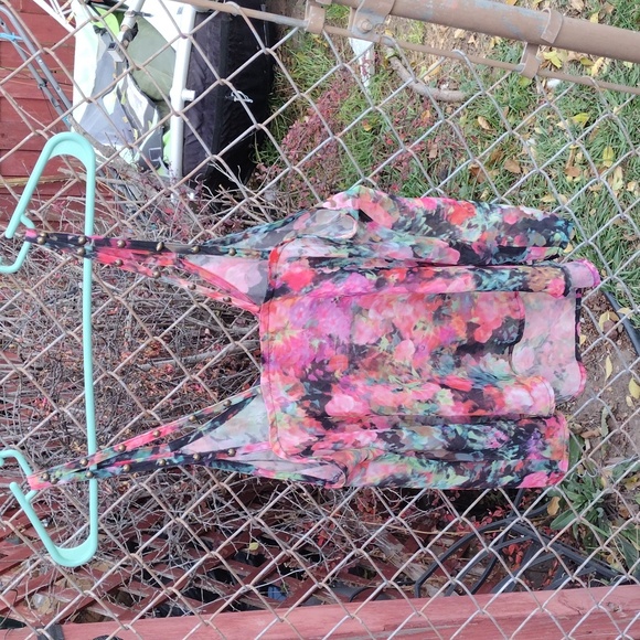 Tank top - Picture 6 of 8